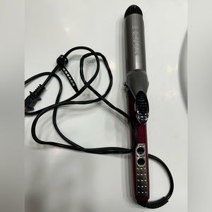Conair curling iron 1 1/2